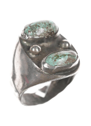 sz10.25 1950's Native American silver ring with turquoise - Estate Fresh Austin