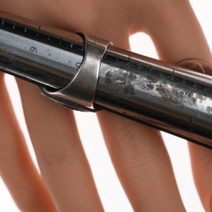 sz10.5 Vintage Navajo silver and turquoise ring with rope border - Estate Fresh Austin