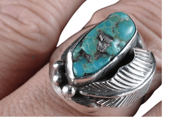sz11 Old Pawn Navajo sterling/turquoise ring - Estate Fresh Austin