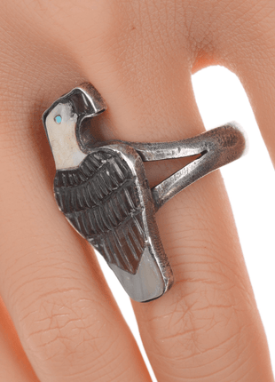 sz16 c1950's Zuni Carved Eagle silver ring - Estate Fresh Austin