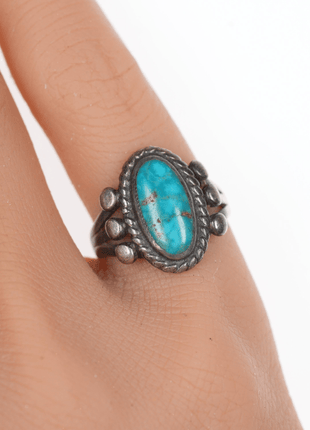 sz4.5 Early Navajo silver and high grade turquoise ring - Estate Fresh Austin