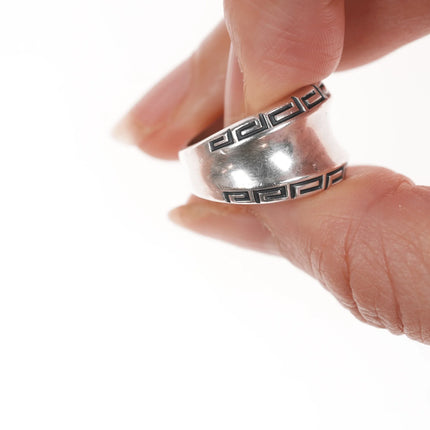 sz5 Kabana Sterling greek key ring - Estate Fresh Austin