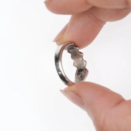 sz5 Vintage Zuni silver turquosie channel inlay zig zag ring - Estate Fresh Austin
