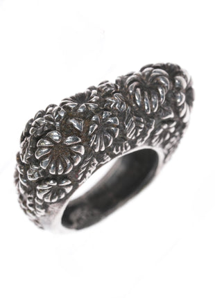 sz5.75 Dian Malouf sterling floral repousse ring - Estate Fresh Austin