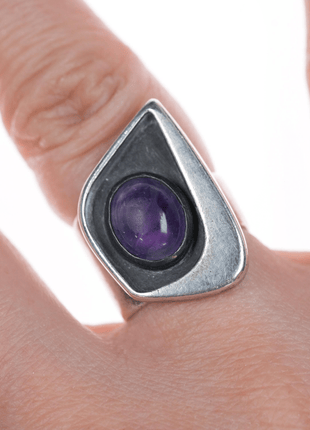 sz5.75 Ed Wiener (1918 - 1991) New York Modernist sterling and amethyst ring - Estate Fresh Austin