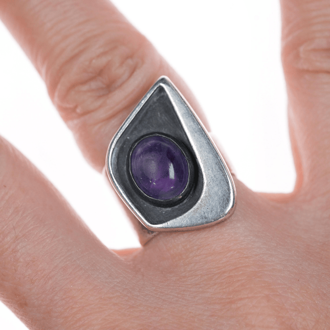 sz5.75 Ed Wiener (1918 - 1991) New York Modernist sterling and amethyst ring - Estate Fresh Austin