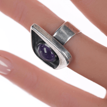 sz5.75 Ed Wiener (1918 - 1991) New York Modernist sterling and amethyst ring - Estate Fresh Austin