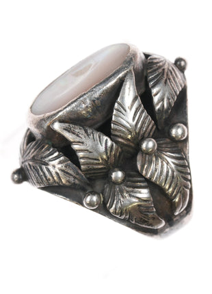 sz6 Albert Platero Navajo sterling and shell ring - Estate Fresh Austin