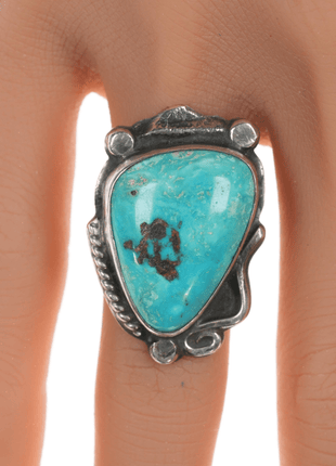 sz6 Chief Wolf Robe Hunt (1905 - 1977) Acoma silver and pear shaped turquoise ring - Estate Fresh Austin