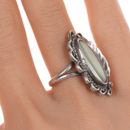 sz7.25 Vintage Native American silver and mother of pearl ring - Estate Fresh Austin