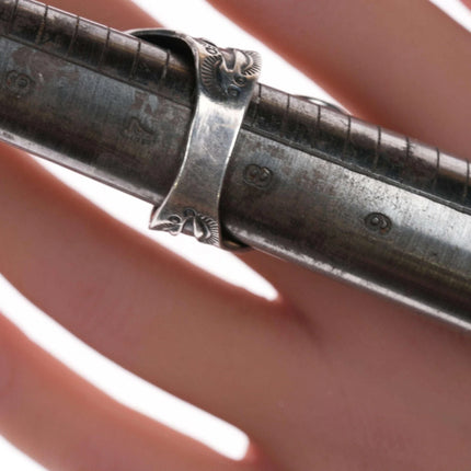 sz7.5 Adjustable Navajo silver and coral ring - Estate Fresh Austin