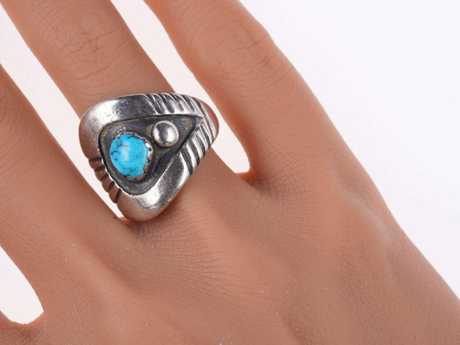 sz8.5 Vintage Southwestern Modernist sterling and turquoise ring - Estate Fresh Austin