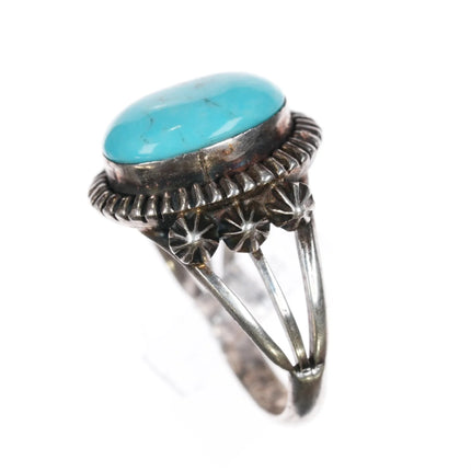 sz9 Running Bear Shop sterling ring with light blue turquoise - Estate Fresh Austin