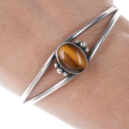 6.75" Vintage Navajo Sterling Cat's eye cuff bracelet - Estate Fresh Austin