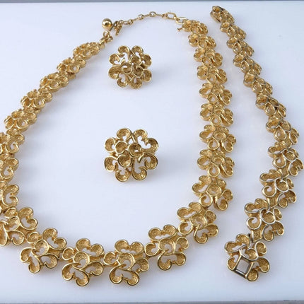 Vintage Trifari Chunky Runway Gold Tone Choker necklace, Bracelet, and Clip on E - Estate Fresh Austin