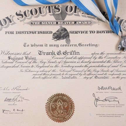 1933 Boy Scout Silver Beaver Award With Certificate Frank Griffin Saginaw Michig - Estate Fresh Austin