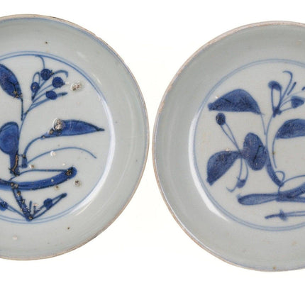 2 Antique Chinese Ming porcelain dishes - Estate Fresh Austin