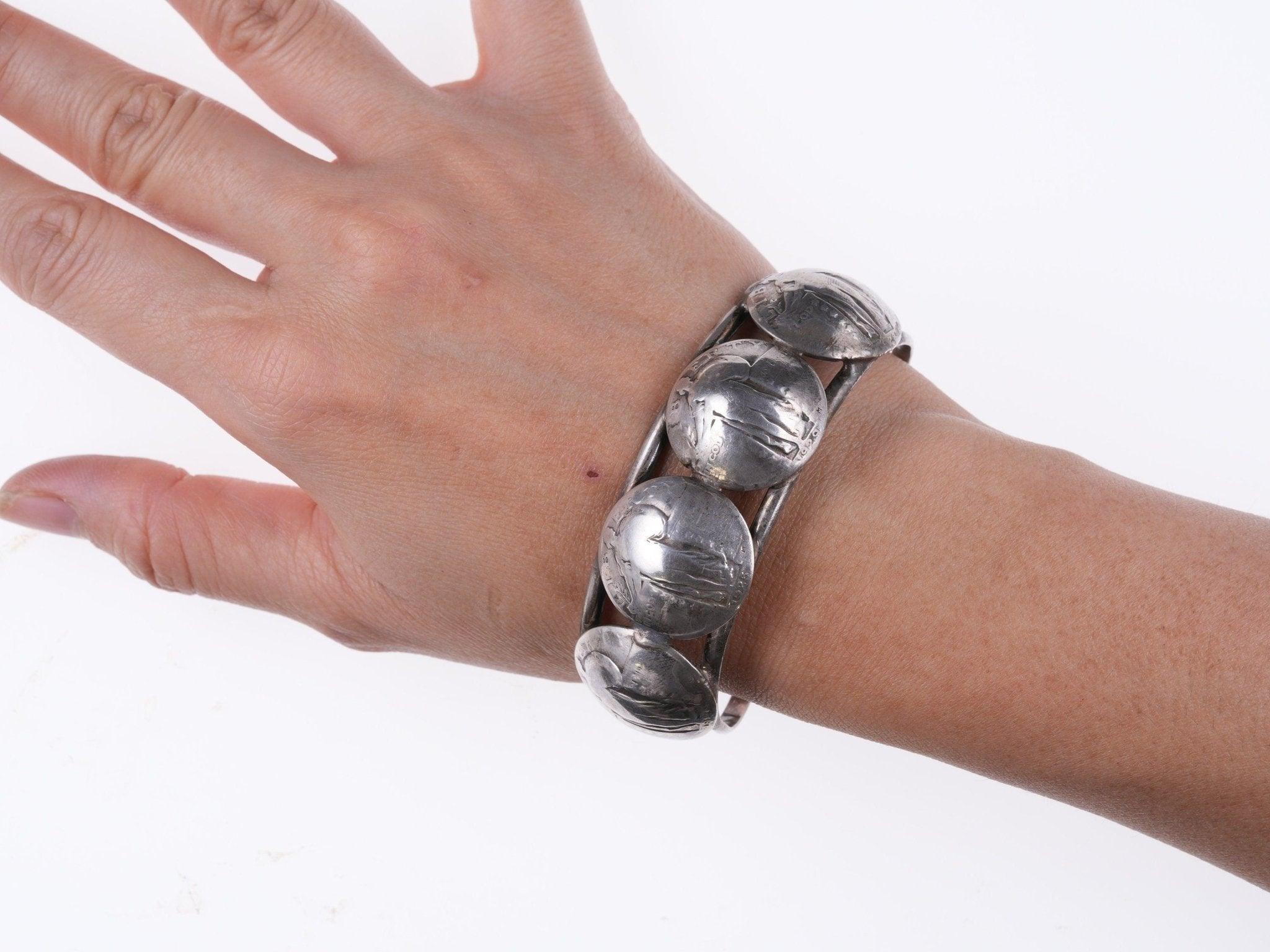 Fat Quarter (50 x 56 cm) - Cotton and Steel metallic brown charm bracelet  quilting fabric - modeS4u