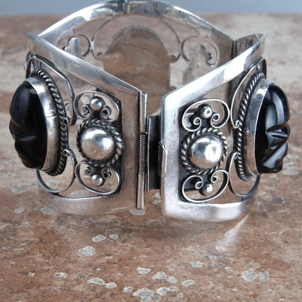 7.5" Vintage Mexican Sterling Silver Modernist onyx aztec faces bracelet - Estate Fresh Austin