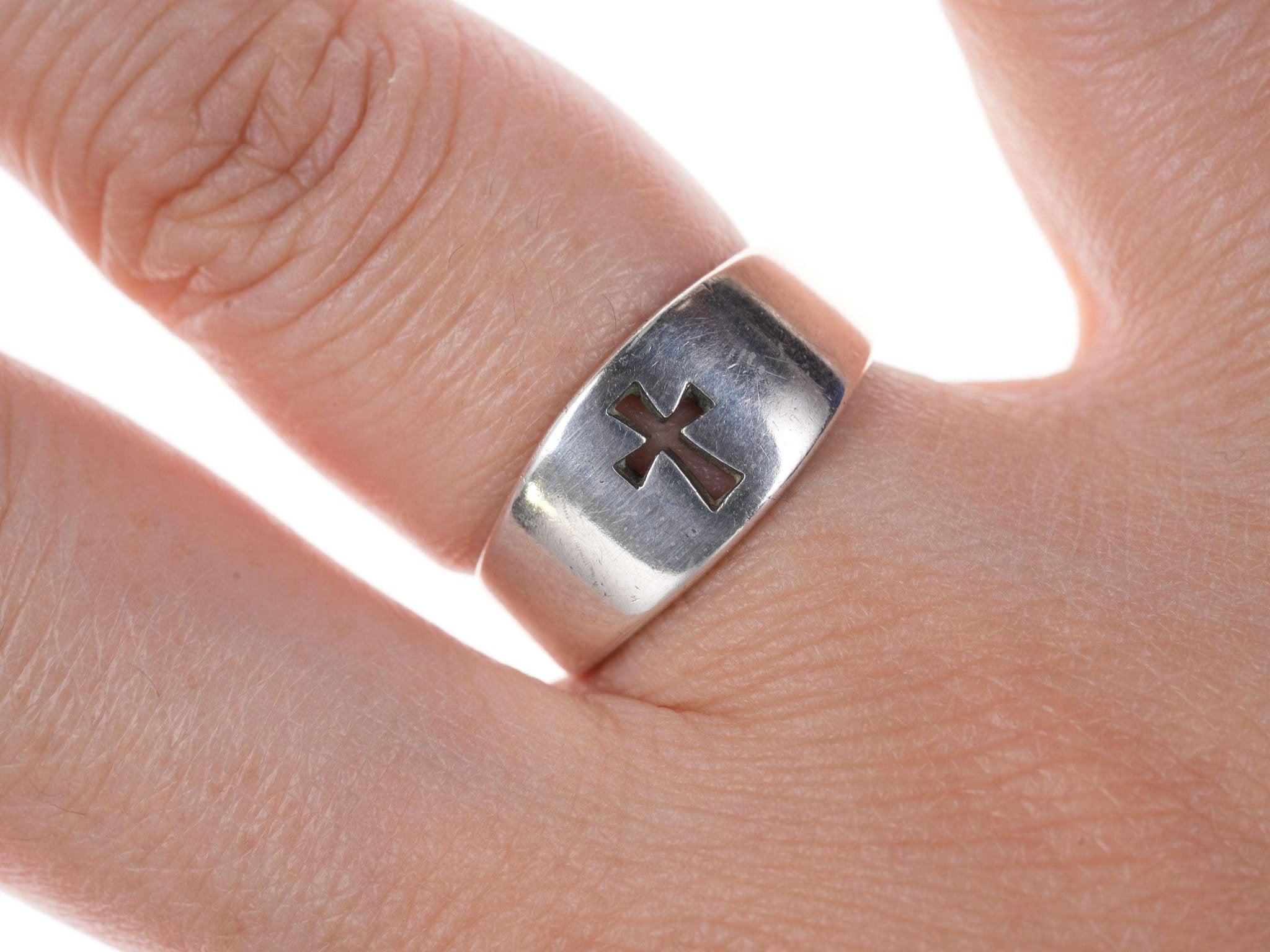 James Avery Eternal Ribbon Cross Ring | Dillard's | James avery rings,  White topaz engagement ring, Heart knot ring