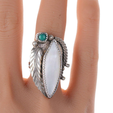 sz7 Vintage Navajo silver - Mother of pearl and turquoise ring - Estate Fresh Austin