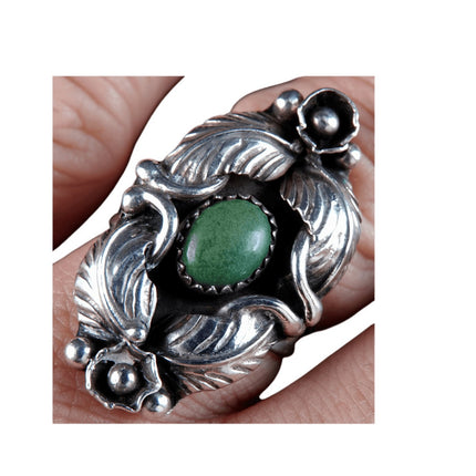 Sz9.25 Women's Vintage Navajo sterling/turquoise ring - Estate Fresh Austin